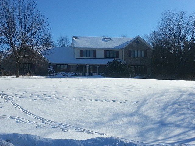 1st image of 26724 N Longmeadow Cir