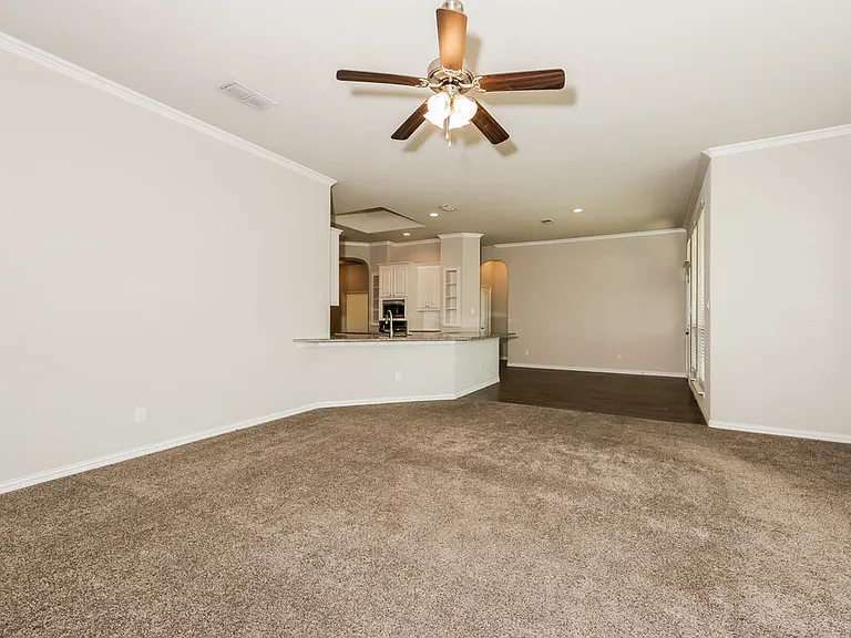 421 Noble Nest Dr — Photo 4