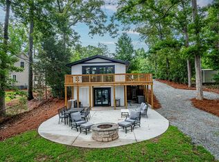 233 Lakeshore Dr, Eatonton, GA 31024