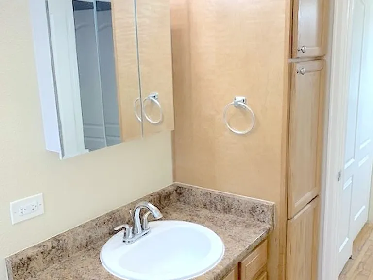 Lampliter Apartments — Photo 70
