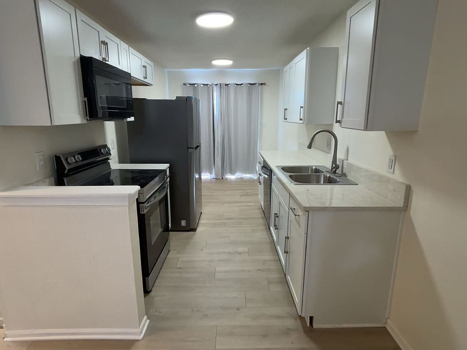 All new appliances w quartz counter tops and cabinets.