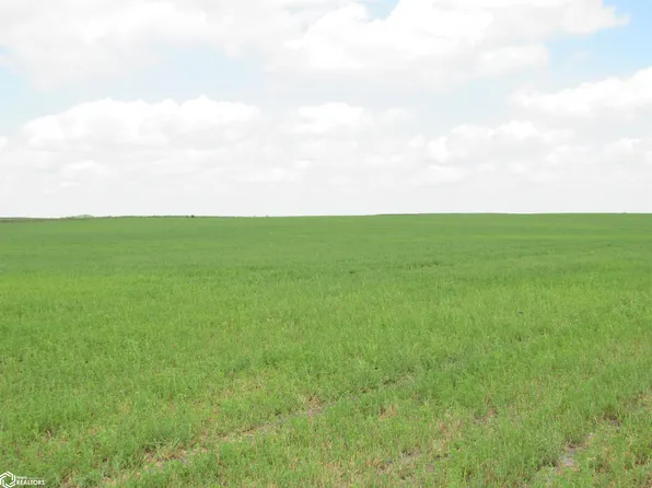 37 P 70 #A, Ogden, IA 50212