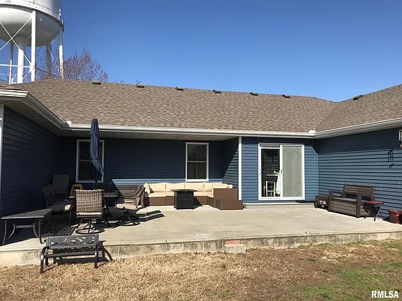 5th image of 300 McVicker Dr