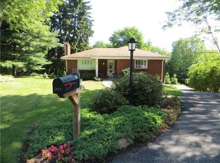 203 Field Club Ridge Rd, Pittsburgh, PA 15238