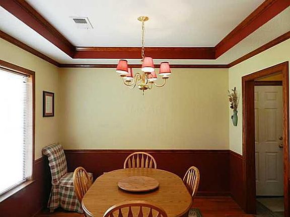 4th image of 7636 Ivy Hollow Dr