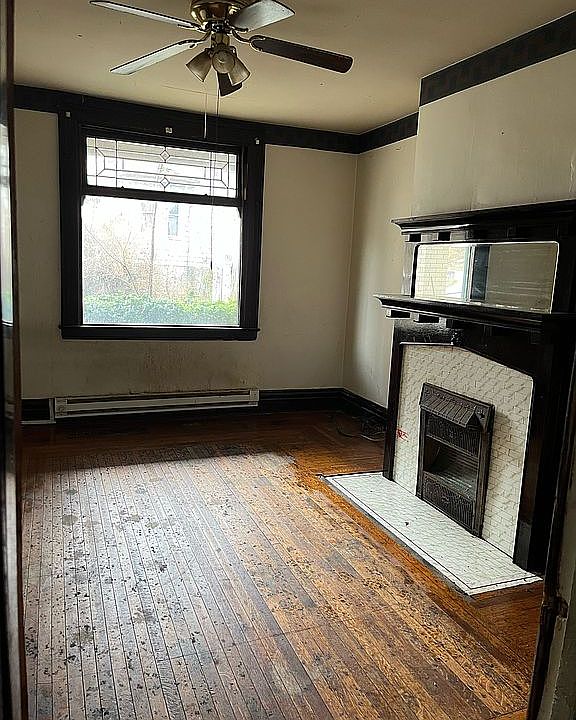 2nd image of 113 Bausman St