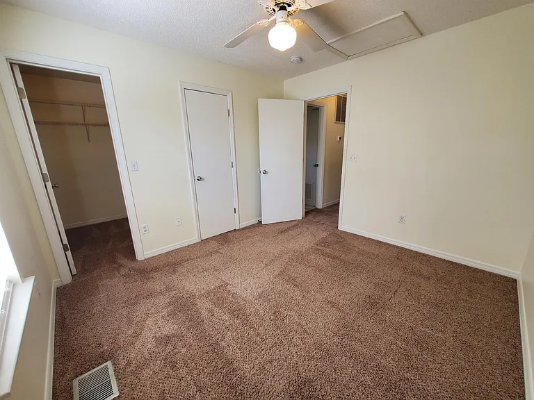 210 Redfish Cir — Photo 14