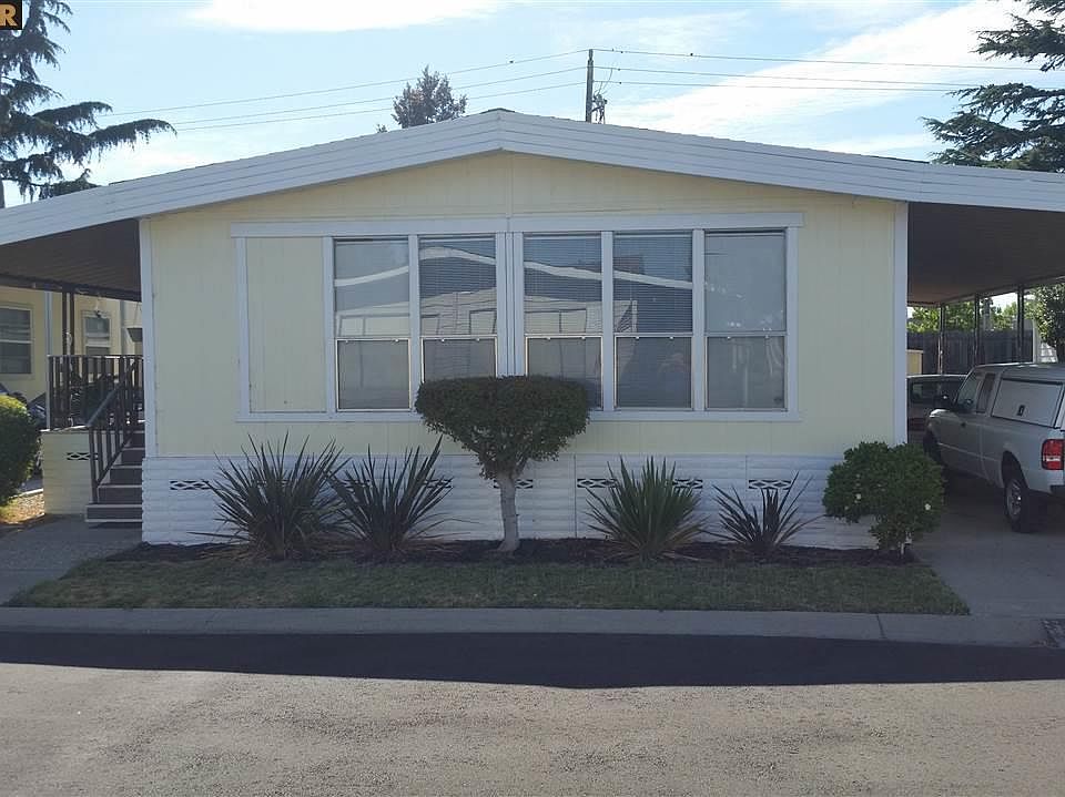 1st image of 29405 Sandburg Way