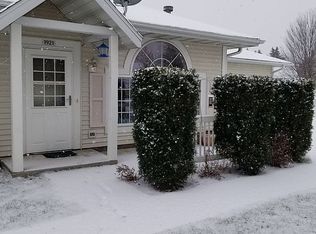 1921 Topaz Pointe Ln SW, Rochester, MN 55902