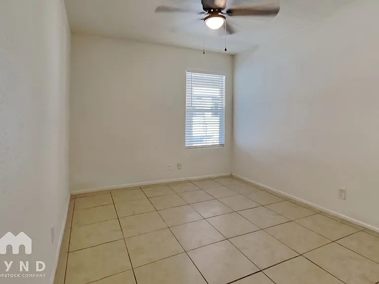 6657 W Ocotillo Rd #201 — Photo 7