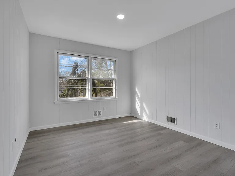 2111 Dover Pines Ave — Photo 22