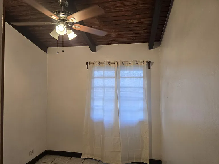176 Golden Rock Est — Photo 17