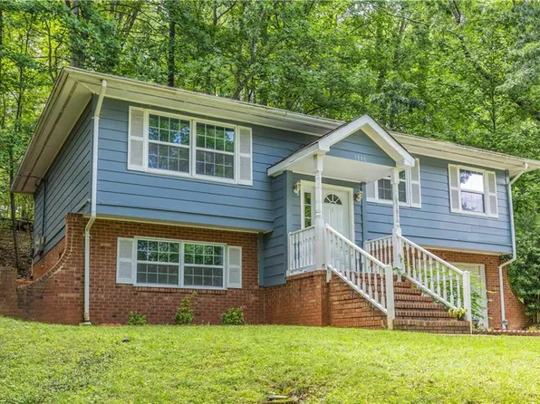 1346 Harvest Cir, Asheboro, NC 27203