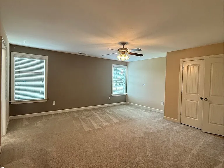 726 Century Dr — Photo 18