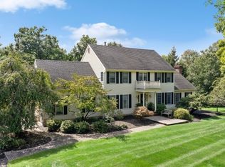 11 Ewing Dr, Flemington, NJ 08822
