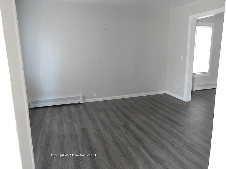18 Pine St — Photo 9