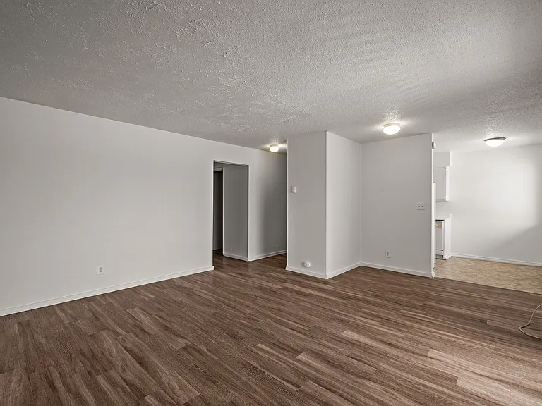 2x1 Living Room