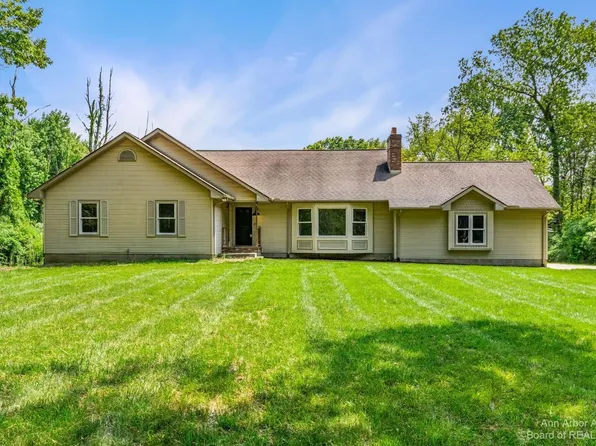 5688 McRee Ln, Ypsilanti, MI 48197