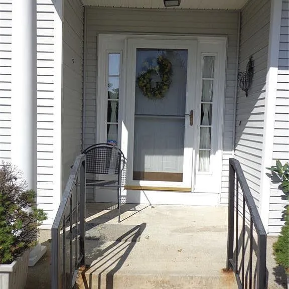 405 The Mews #405 — Photo 2