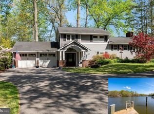 26 Wilelinor Dr, Edgewater, MD 21037