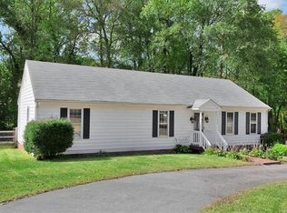 11452 Rolling Brook Rd, Chester, VA 23831