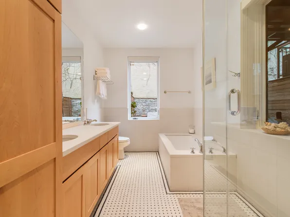 306 West 78th Street image 8 of 14