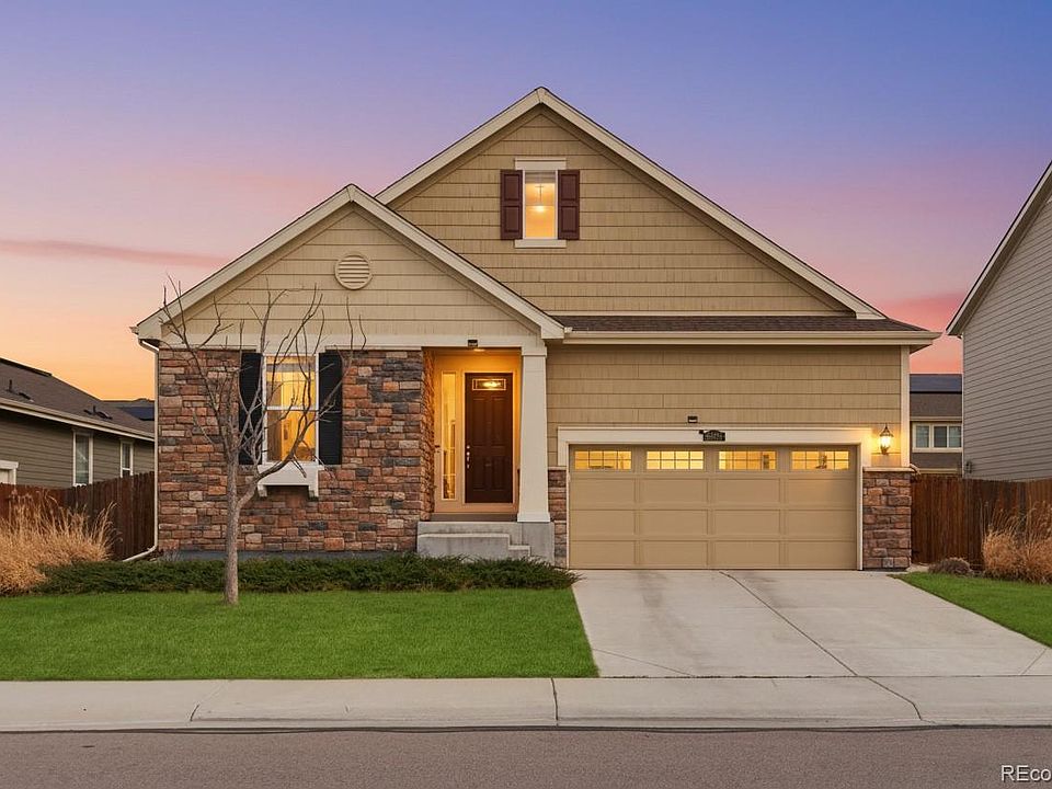 1st image of 16076 Columbine Place