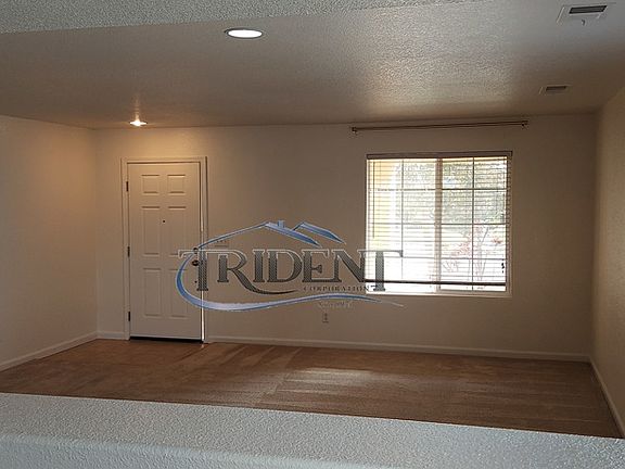 2nd image of 1430 Minories Dr