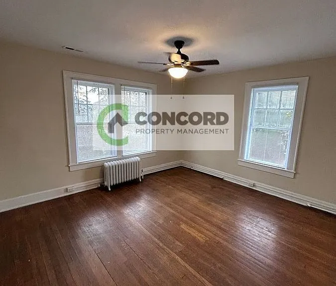 111 Westover Ter #B — Photo 15