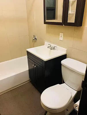 Rented by Voro, LLC | media 9