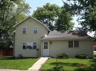 111 Locust St, Prophetstown, IL 61277