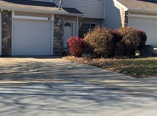 3799 Village Run Dr Unit 811, Des Moines, IA 50317