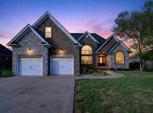 3324 Fox Fire Ct, Bowling Green, KY 42101