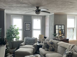 12 Battery St APT 4, Boston, MA 02109