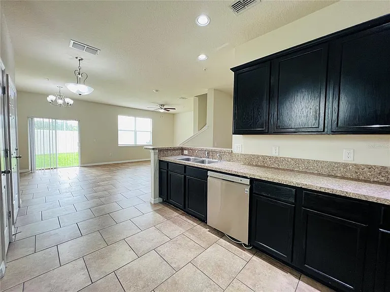 6570 S Goldenrod Rd #84B — Photo 5