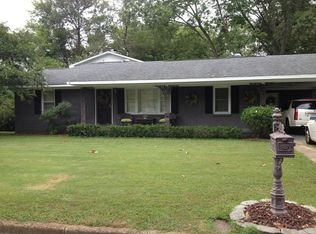 2405 Ruth St, Tupelo, MS 38801