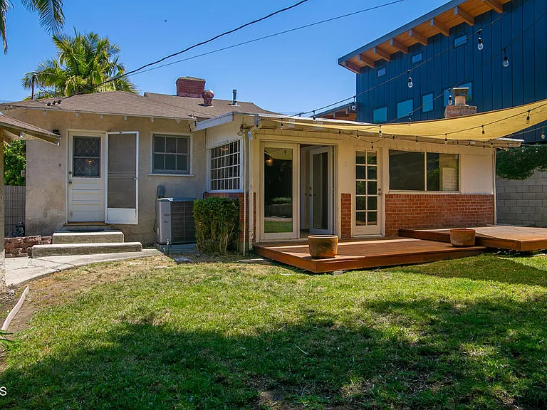 7601 Flight Ave — Photo 33