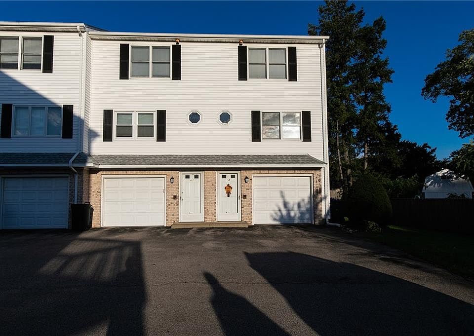 1st image of 58 Sunflower Cir #58