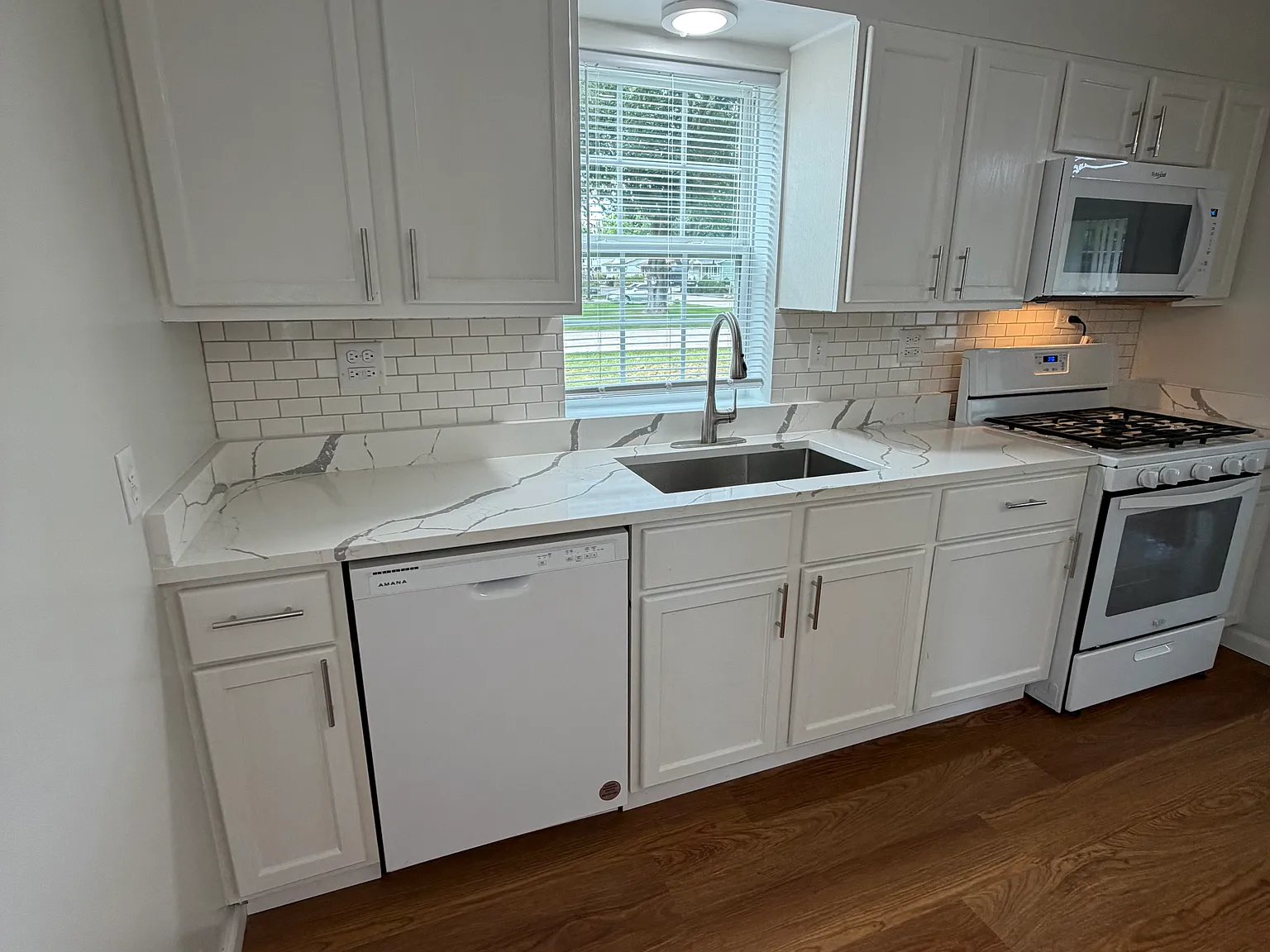 7501 Birch St — Photo 4