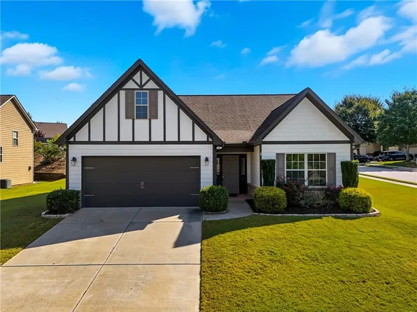 4804 Turtle Cv, Gainesville, GA 30504