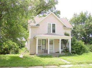 109 S Sedgwick St, Haven, KS 67543