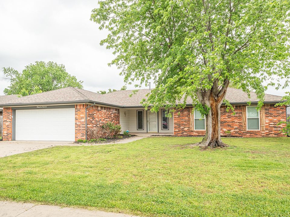1st image of 3600 Shannon Dr