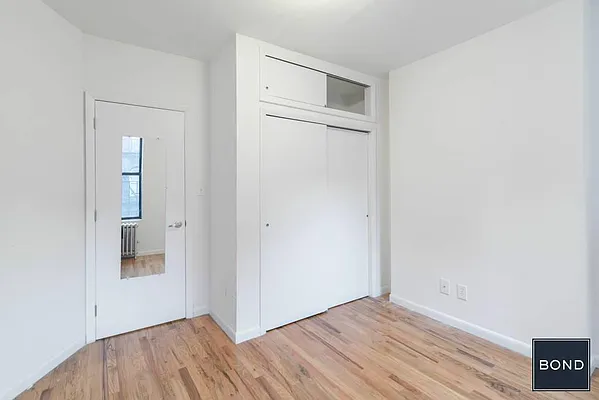 Rented by Bond New York | media 19