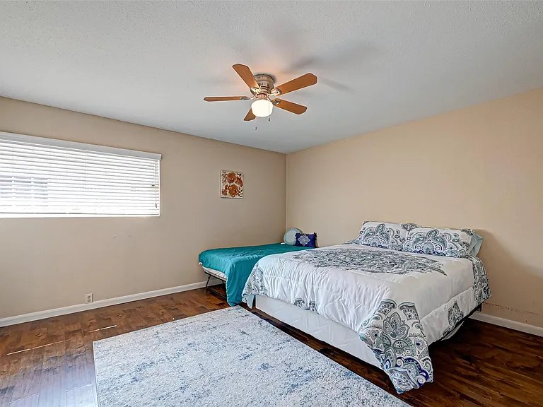 2121 Fountain View Dr #16 — Photo 20