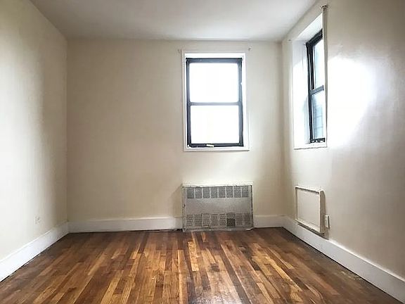 5th image of 250 Clarkson Ave APT 313