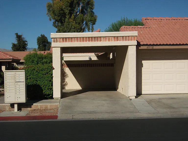 49181 Eisenhower Dr — Photo 38
