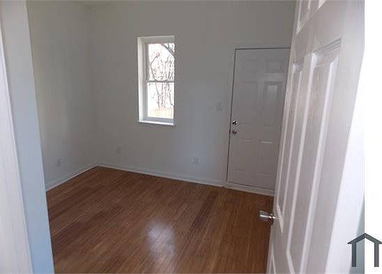 2nd image of 4117 Cambridge St Floor 1
