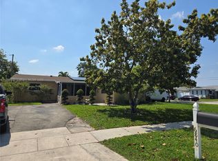 6840 NW 8th St, Margate, FL 33063