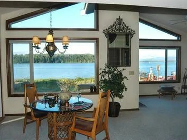 4326 Saltspring Dr, Ferndale, WA 98248