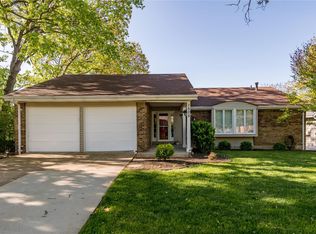 1505 Ploma Dr, Ballwin, MO